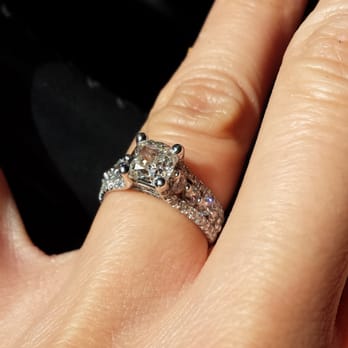 1-800 Loose Diamonds - Jewelry Near Me - Los Angeles, California 1-800 Loose Diamonds - Jewelry Near Me - Los Angeles, California