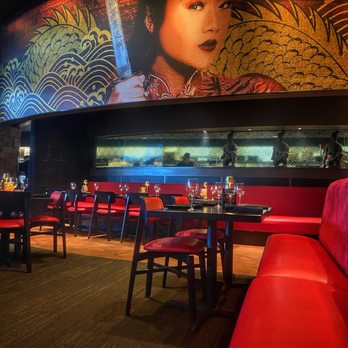P.F. Chang's - Nice atmosphere with view towards kitchen from dining room - Asian Fusion Near Me - Tampa, Florida P.F. Chang's - Nice atmosphere with view towards kitchen from dining room - Asian Fusion Near Me - Tampa, Florida