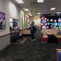 Chuck E. Cheese