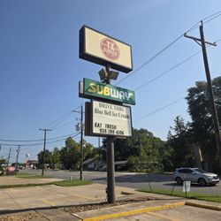 TX Burger - Outside