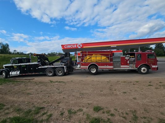 Semi Truck Towing - Semi Truck towing