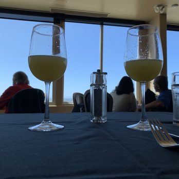 SeaVenture Restaurant - Mimosas - New American Near Me - Pismo Beach, California SeaVenture Restaurant - Mimosas - New American Near Me - Pismo Beach, California