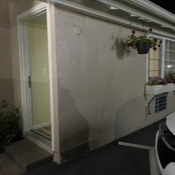 Central Coast Inn - Outside our king room - Hotels Near Me - Cayucos, California