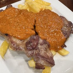 Casa La Viuda - Pork loin with fries-