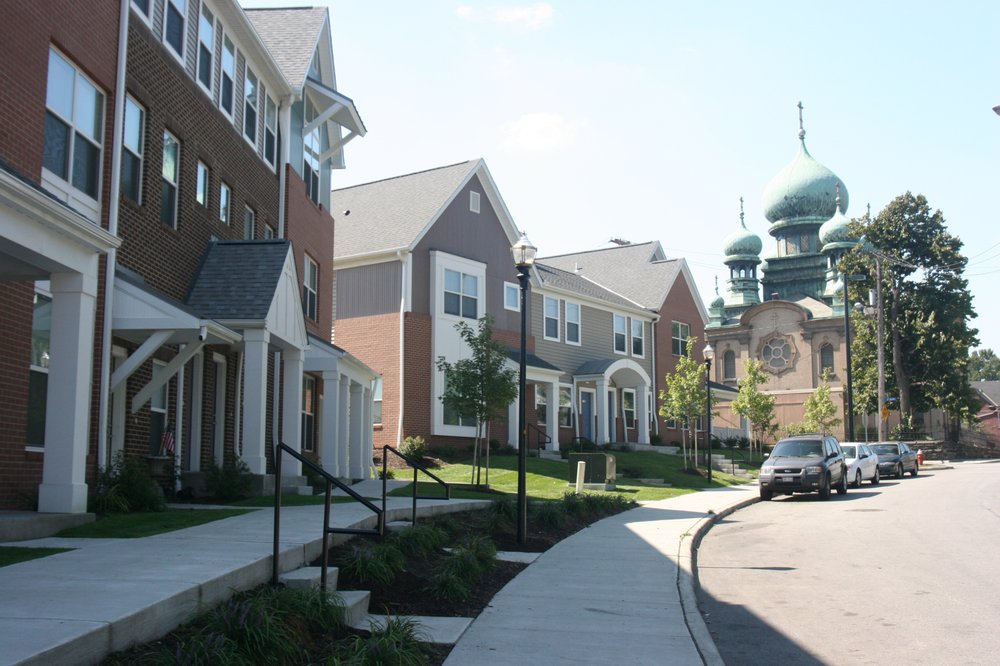 TREMONT POINTE APARTMENTS Updated September 2024 2556 W 6th St