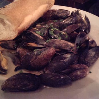The Porter - Mussels - that broth is so satisfying - Pubs Near Me - Atlanta, Georgia The Porter - Mussels - that broth is so satisfying - Pubs Near Me - Atlanta, Georgia