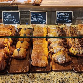 Halekulani Bakery - Bakeries Near Me - Honolulu, Hawaii Halekulani Bakery - Bakeries Near Me - Honolulu, Hawaii