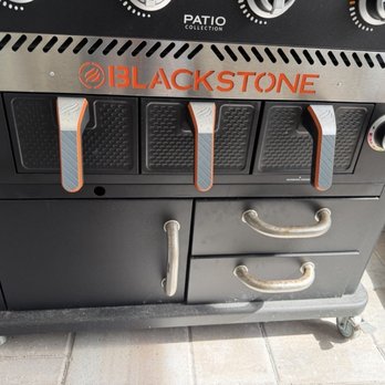 Estero Grill Cleaning - Before cleaning with rusted handles - Grill Services Near Me