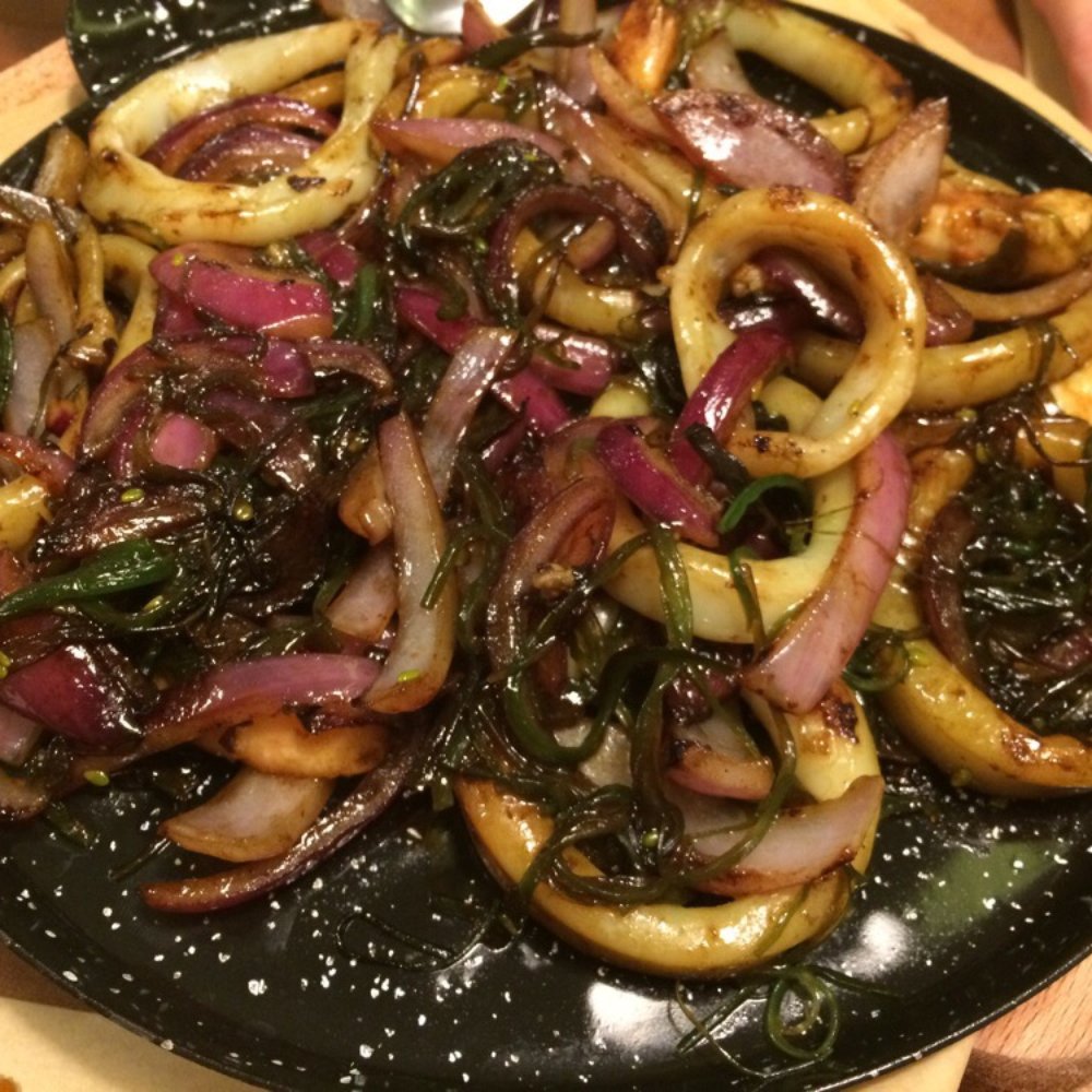 La Regadera - Ink fish rings with red onion and seaweed, plus shrimps - Tapas/Small Plates Near Me - Las Palmas de Gran Canaria, GC