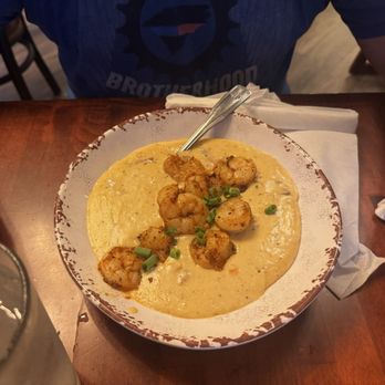 Rooster & The Crow - Shirimp & Shrimp and Grits - Southern Near Me - Wilmington, North Carolina