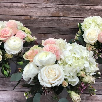 Fireside Flowers - Bridal Shower centerpieces - Florists Near Me - Richboro, Pennsylvania