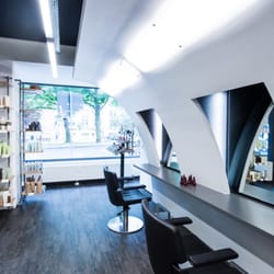 Head Couture - Salon