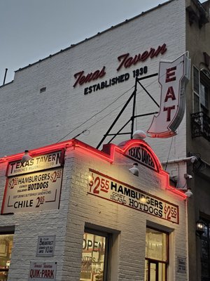 Texas Tavern by null