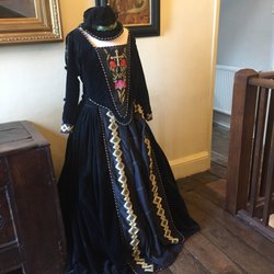 Tutbury Castle - Period dresses
