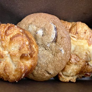 Starter Bakery - Got my box of goodies! - Bakeries Near Me - Oakland, California Starter Bakery - Got my box of goodies! - Bakeries Near Me - Oakland, California
