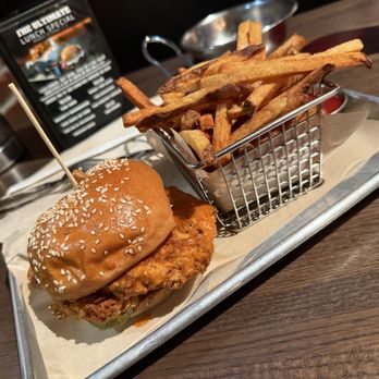 5280 Burger Bar - Buffalo chicken sandwich and small fries - Burgers Near Me - Denver, Colorado 5280 Burger Bar - Buffalo chicken sandwich and small fries - Burgers Near Me - Denver, Colorado