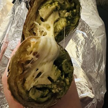 Vanilla Gorilla Cafe - Chicken Club Pastrino - Cafes Near Me - New York, New York