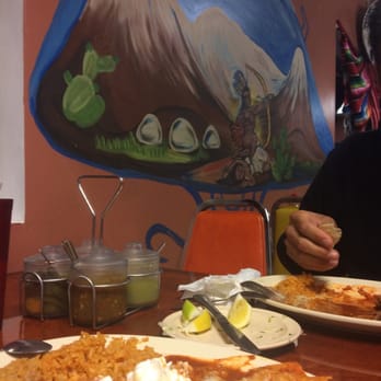 El Caporal - Great atmosphere and DELICIOUS food! - Mexican Near Me - Altadena, California