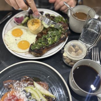 Vale’s Kafe & Kitchen - Steak & Egg French Toast - Cafes Near Me - Union City, New Jersey Vale’s Kafe & Kitchen - Steak & Egg French Toast - Cafes Near Me - Union City, New Jersey