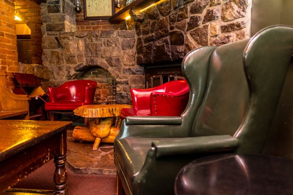 Hurley's Irish Pub by null