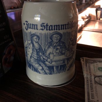 Zum Stammtisch - German Near Me - Glendale, New York
