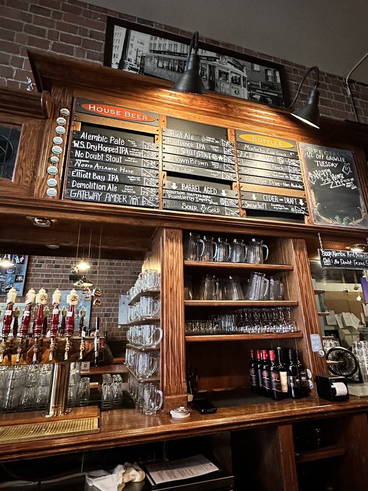 Elliott Bay Brewing - West Seattle