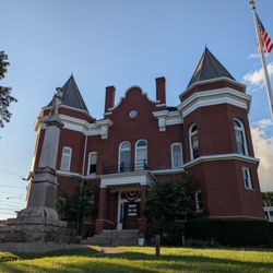 Grayson County Courthouse - Grayson County Courthouse, Independence