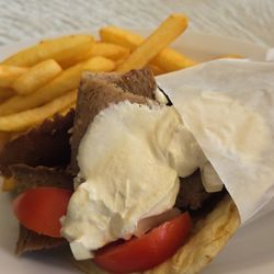 Gyro Stop - Gyro and fries