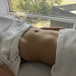 Jerrie at Newport - Getting ready for lymphatic drainage