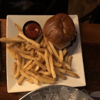 Midway Cafe - Midway burger - American Near Me - Fort Thomas, Kentucky