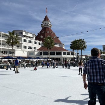 Hotel del Coronado, Curio Collection by Hilton - Ice skating rink - Coronado, CA