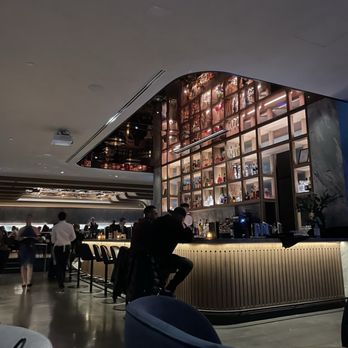 Aera - Interior lounge area - Steakhouses Near Me - Toronto, Ontario