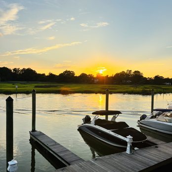 Decoys Seafood - View - Seafood Near Me - Suffolk, Virginia