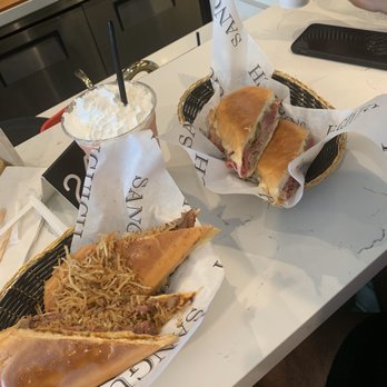 Sanguich - Pan Con Bistec El Cubano - Cuban Near Me - Miami, Florida