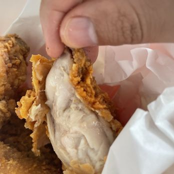 Jollibee - nah b - Chicken Shop Near Me - Alexandria, Virginia