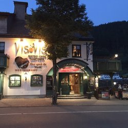 Bistro Vis a Vis