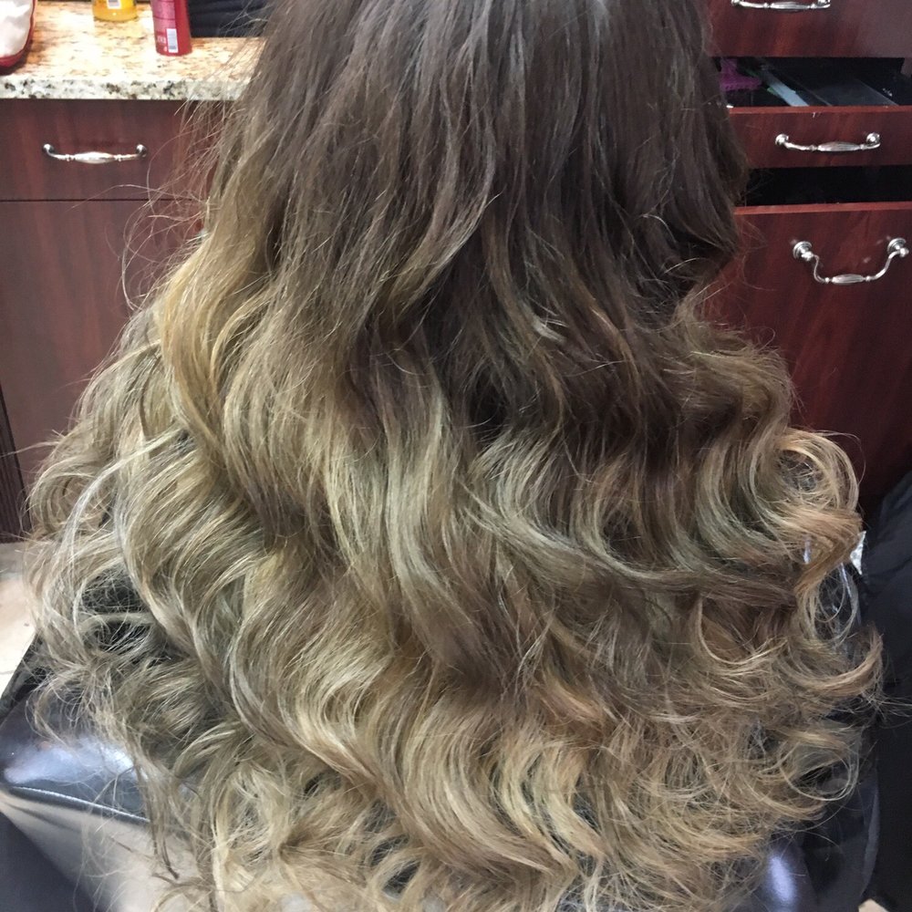 Janelle's Salon - Troy - Nail Salons Near Me - Troy, Michigan