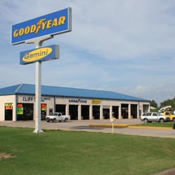 CLIFF'S AUTO SERVICE CTR