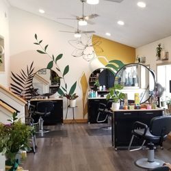 2 Archer Salon