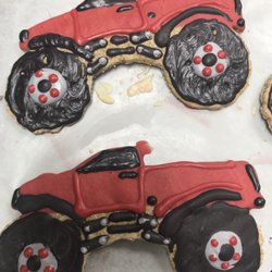 Ebby's Pet Bakery & Boutique 