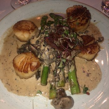 Le Moo - Scallops dish with a mushroom cream sauce. - Steakhouses Near Me - Louisville, Kentucky Le Moo - Scallops dish with a mushroom cream sauce. - Steakhouses Near Me - Louisville, Kentucky
