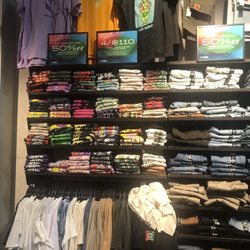Zumiez - T-shirts for bogo
