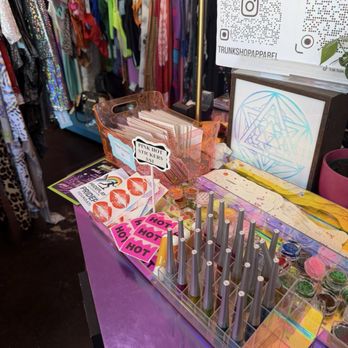 Trunkshop Apparel - Some accessories - Thrift Stores Near Me - Long Beach, California