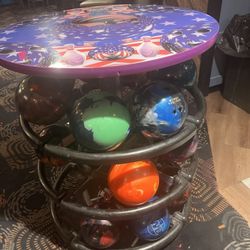 Break Point Bowl & Entertainment - Break Point Bowl & Entertainment - Vibrant bowling balls