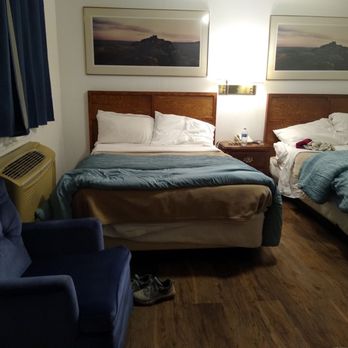 Payson Inn & Suites - Double Queen Room - Hotels Near Me - Payson, Arizona