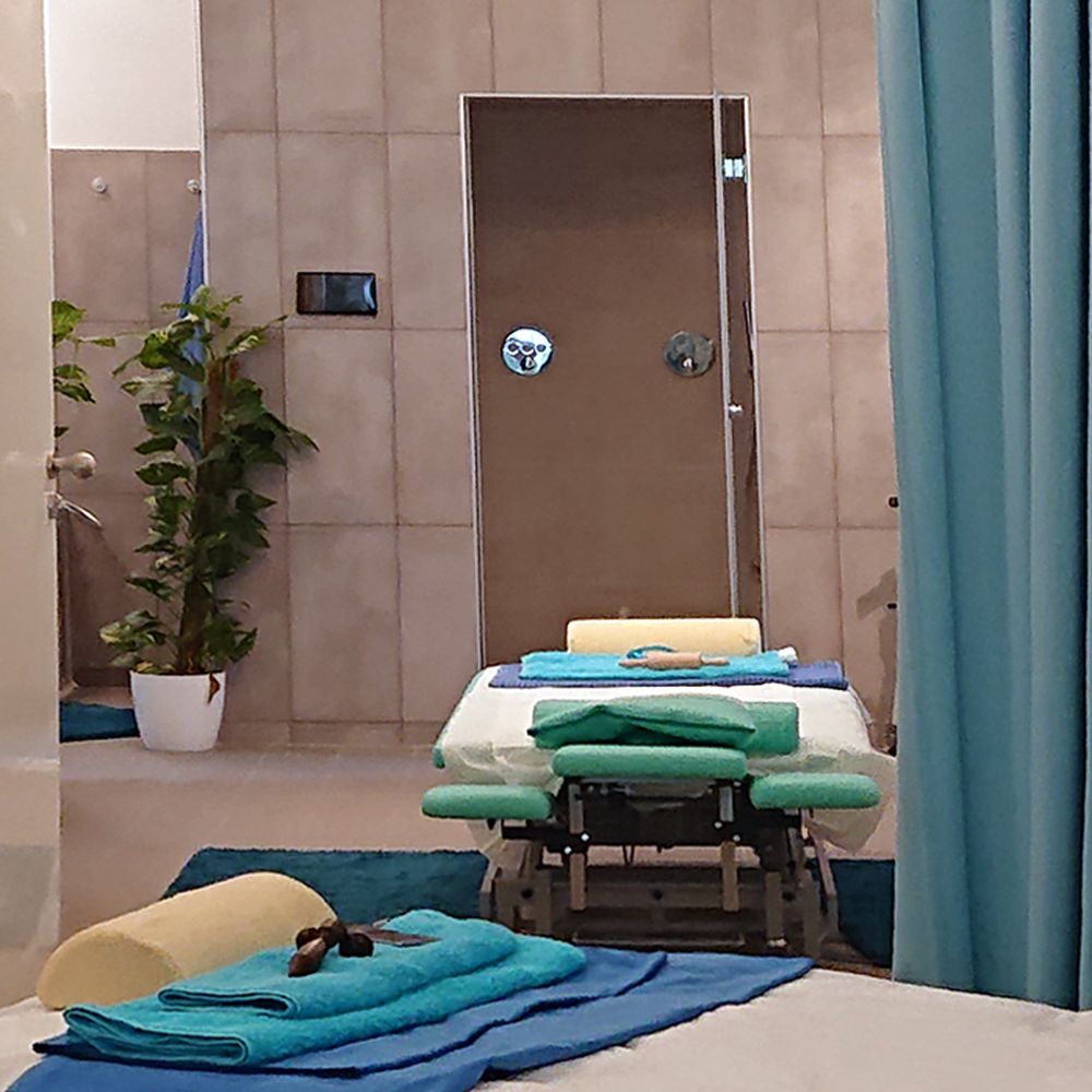 THE BEST 10 MASSAGE near HOCHSTÄDTER STR., 13347 BERLIN, GERMANY - Updated  2026 - Hours - Yelp, image size:1000x1000