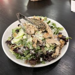Pompei - LG - Mela Verde - granny apple slices, blue cheese, dried cranberries, Marie's dressing and chicken