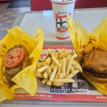 Original Tommy's - Chili, burger, chili dog fries and drink - Burgers Near Me - Lake Forest, California