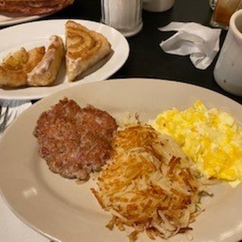 Mountain Grill - BEST BREAKFAST EVER! - Bakeries Near Me - Clayton, Georgia
