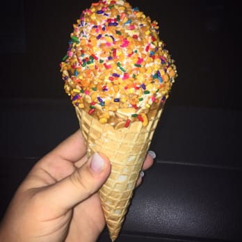 Glenview Dairy Bar - Ice Cream & Frozen Yogurt Near Me - Glenview, Illinois